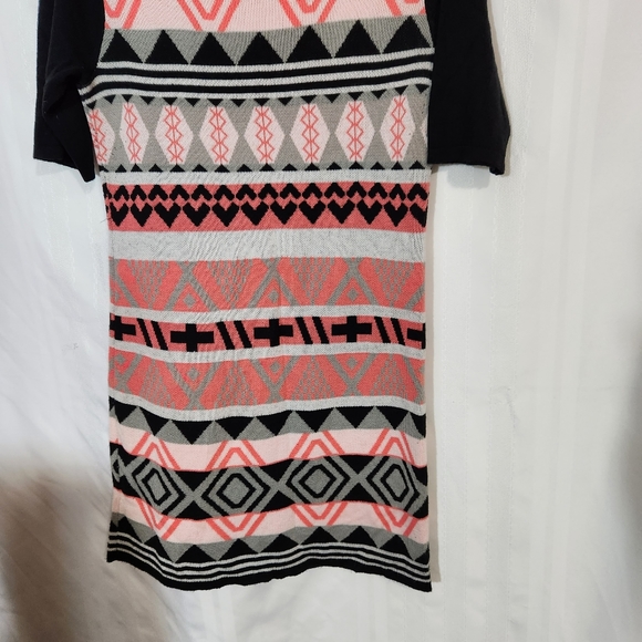 T/O SWEATERS DRESS WOMEN'S SIZE M PINK GEOMETRIC SWEATER A-77 - Picture 8 of 11